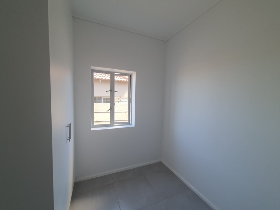 To Let 3 Bedroom Property for Rent in Pacaltsdorp Western Cape
